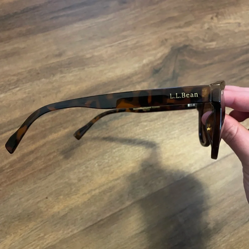 Women’s LL Bean Kennebunkport Polarized Sunglasses - Picture 2 of 5